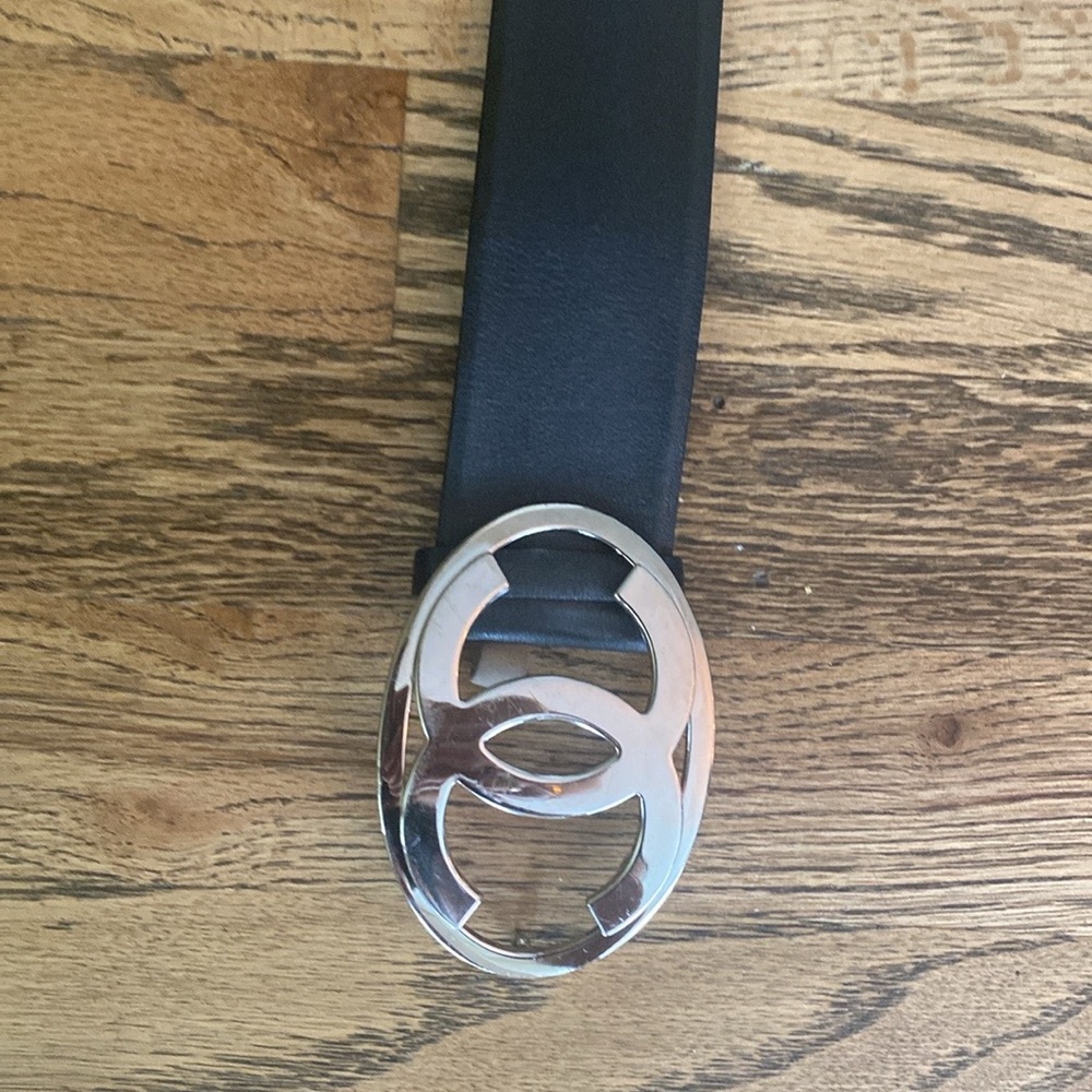 chanel leather belt use but in very good condition.size 32 80 - Picture 4 of 9